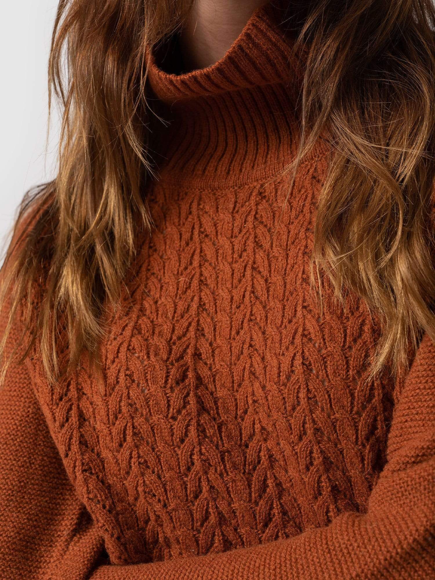 Glen Cable Knit Jumper Brown - Women's Jumpers | Saint + Sofia® EU